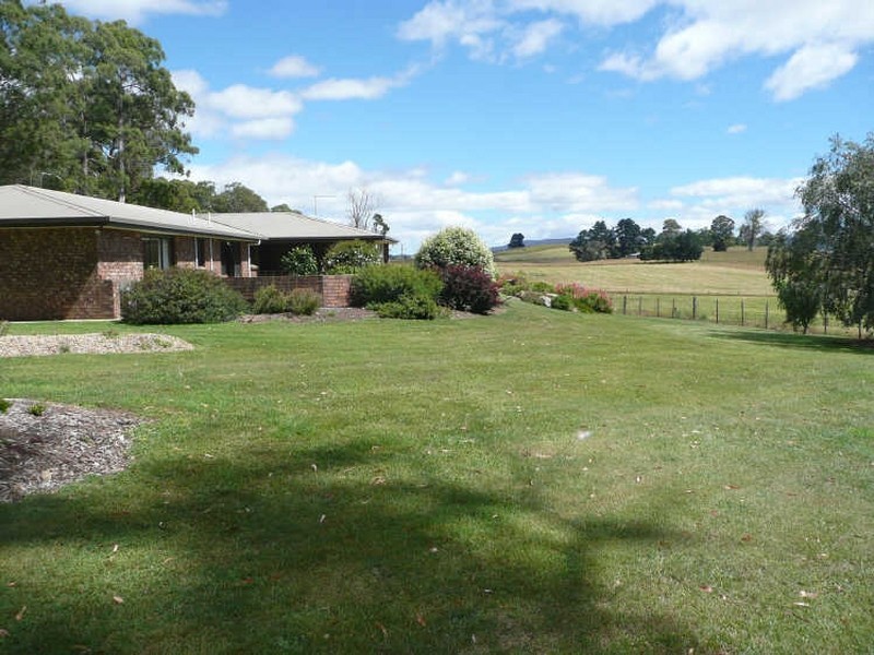 40 Dunhams Road, Deloraine TAS 7304