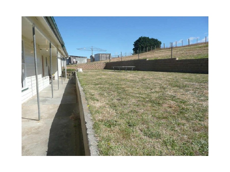 35 Avenue Road, Elizabeth Town TAS 7304