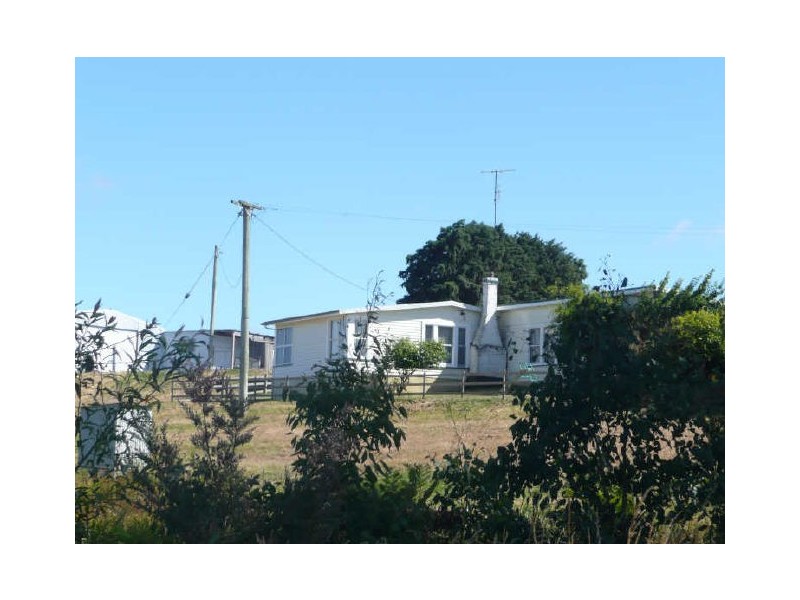 35 Avenue Road, Elizabeth Town TAS 7304