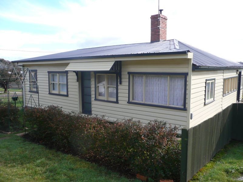 31 Pultney Street, Deloraine TAS 7304