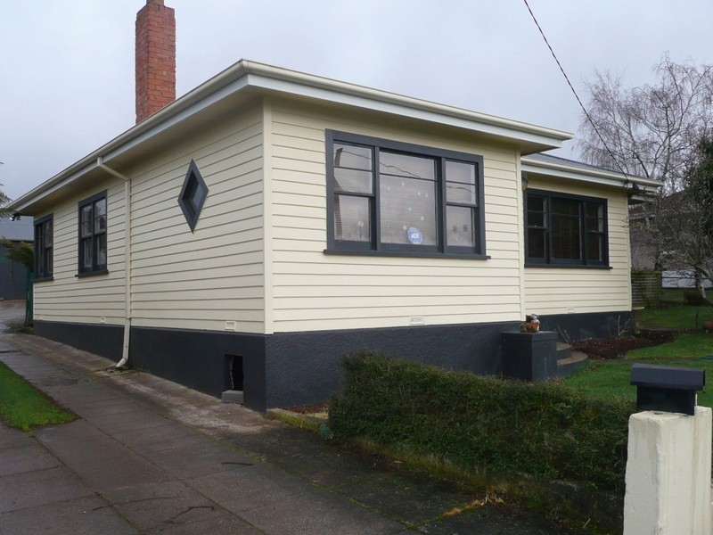 8 Best Street, Deloraine TAS 7304