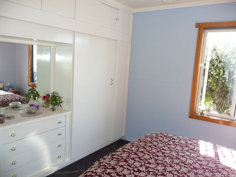 13 West Barrack Street, Deloraine TAS 7304