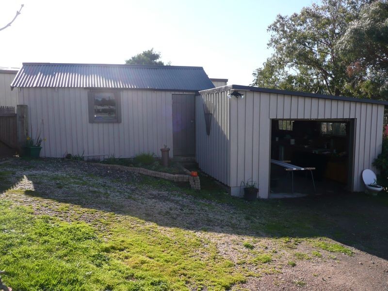 13 West Barrack Street, Deloraine TAS 7304