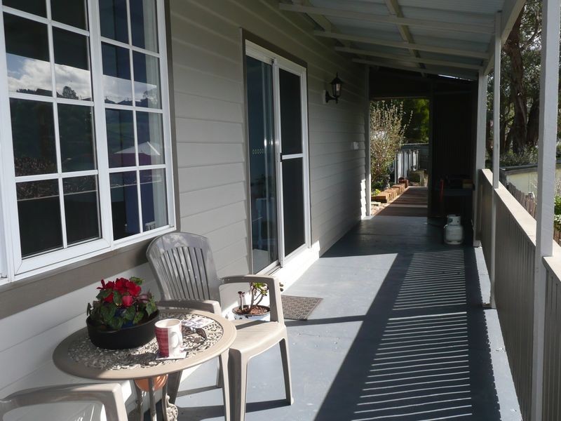 13 West Barrack Street, Deloraine TAS 7304