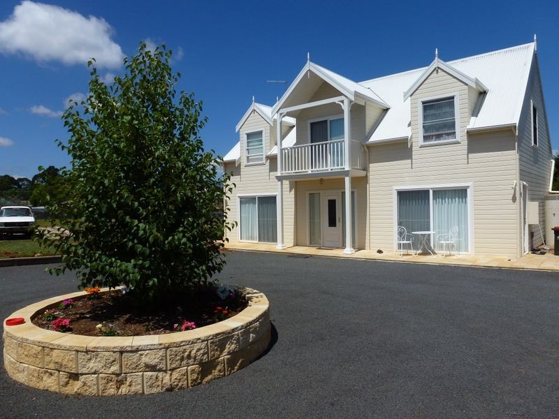 9A East Westbury Place, Deloraine TAS 7304
