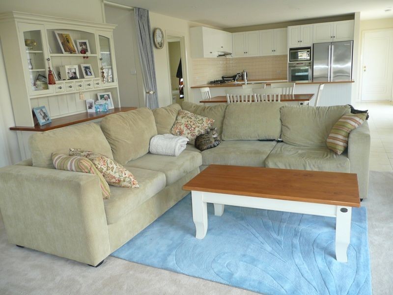 9A East Westbury Place, Deloraine TAS 7304