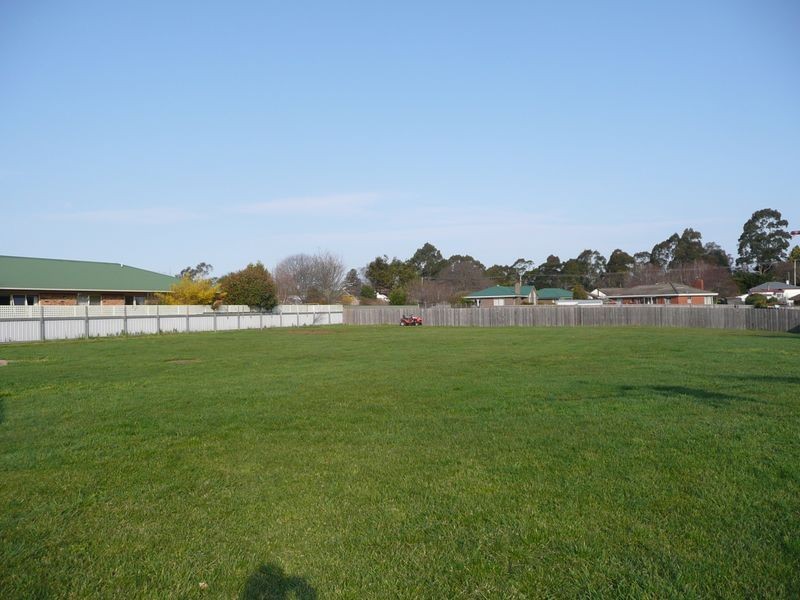9A East Westbury Place, Deloraine TAS 7304