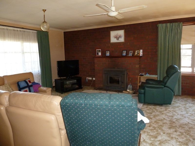 50 Meander Valley Highway, Deloraine TAS 7304