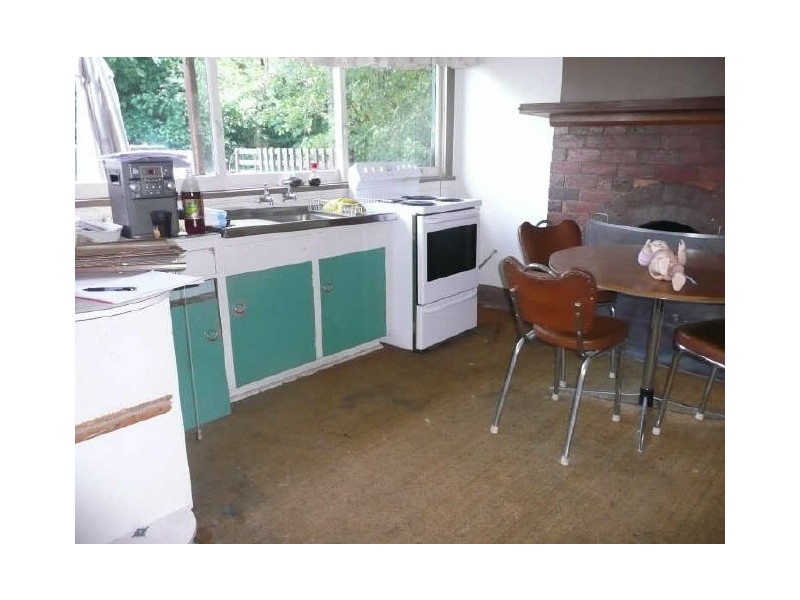 33 Emu Bay Road, Deloraine TAS 7304