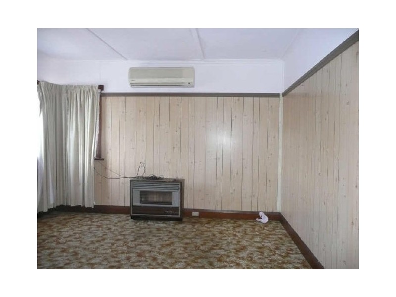 33 Emu Bay Road, Deloraine TAS 7304