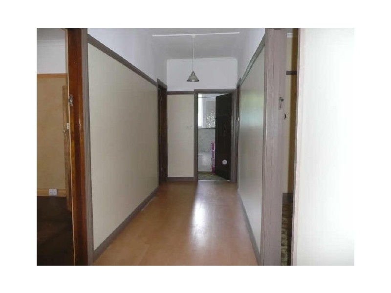 33 Emu Bay Road, Deloraine TAS 7304