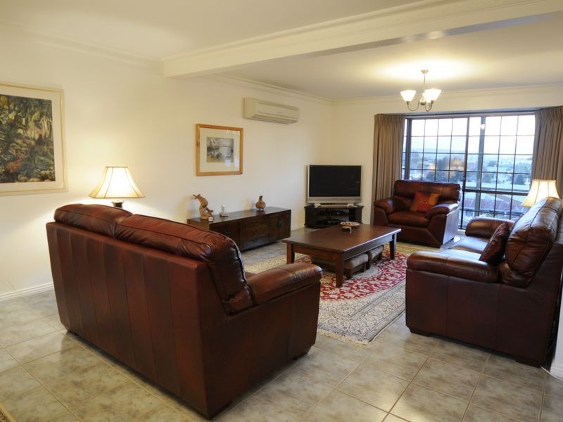 35 Westbury Place, Deloraine TAS 7304