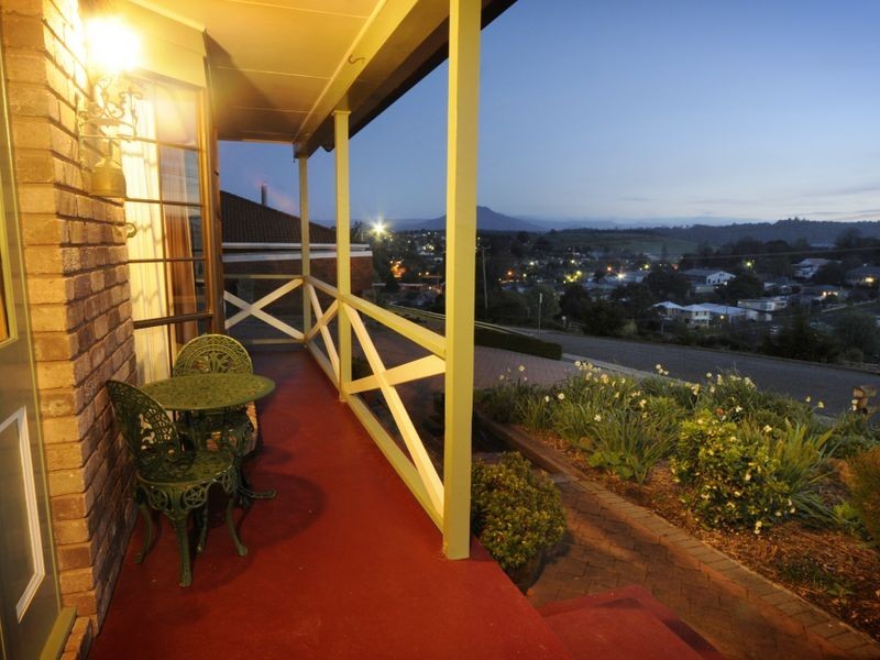 35 Westbury Place, Deloraine TAS 7304