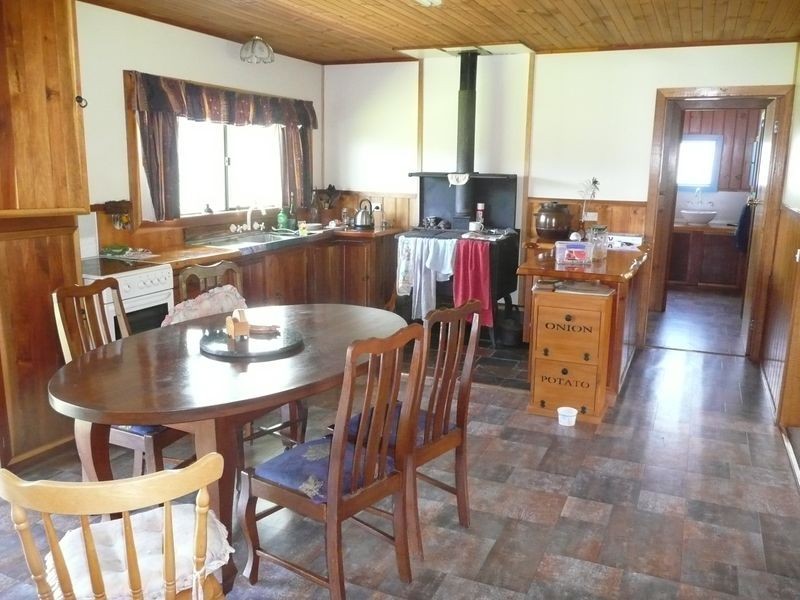 75 Kelly’s Cage Road, Weegena TAS 7304