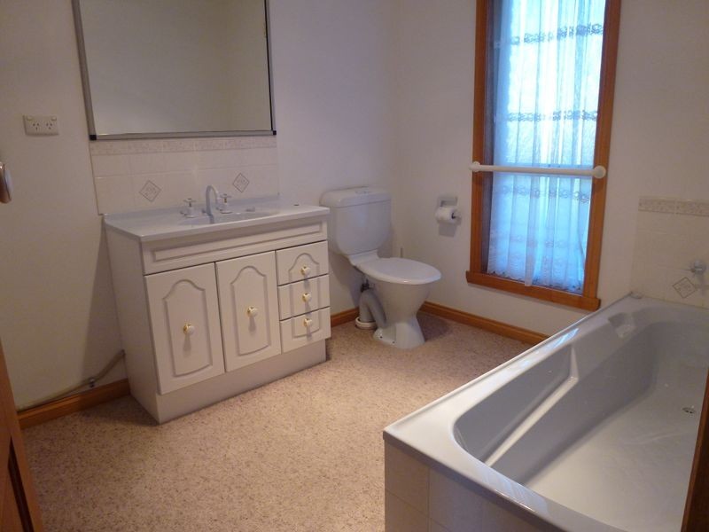 107 West Goderich Street, Deloraine TAS 7304