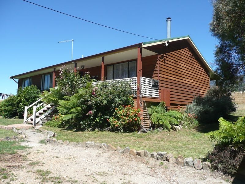 15 Blairs Road, Mole Creek TAS 7304