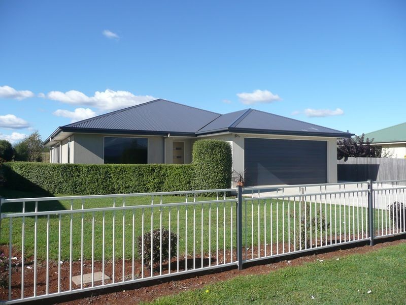 167 Emu Bay Road, Deloraine TAS 7304