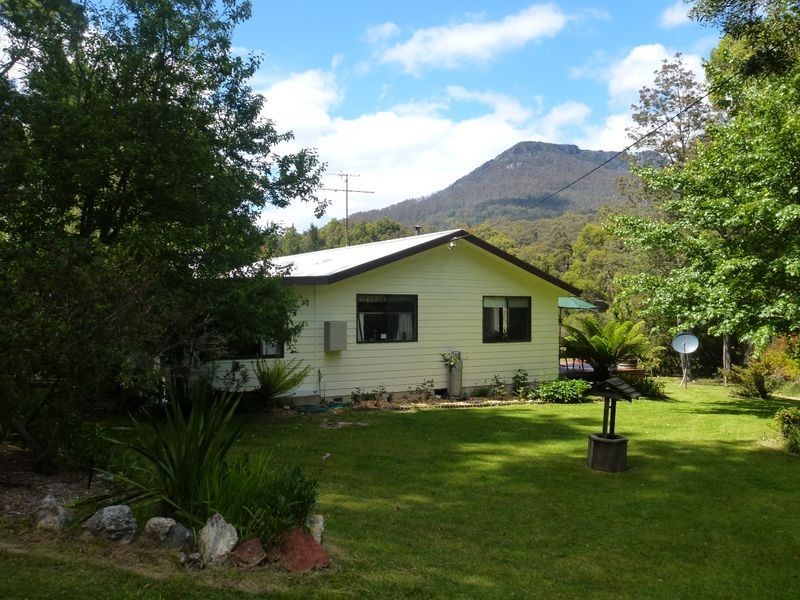 13515 Highland Lakes Road, Golden Valley TAS 7304