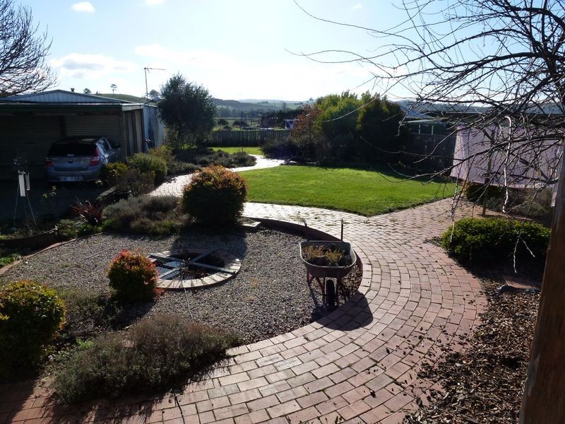 30 Grigg Street, Deloraine TAS 7304