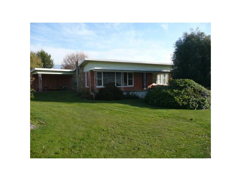 8 Caveside Road, Mole Creek TAS 7304