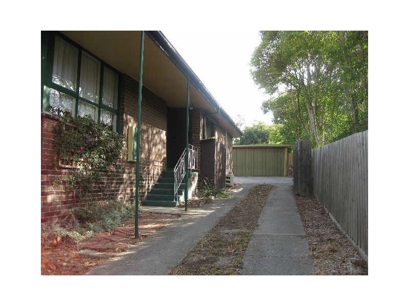 22 Ballantyne Crescent, Kilsyth VIC 3137