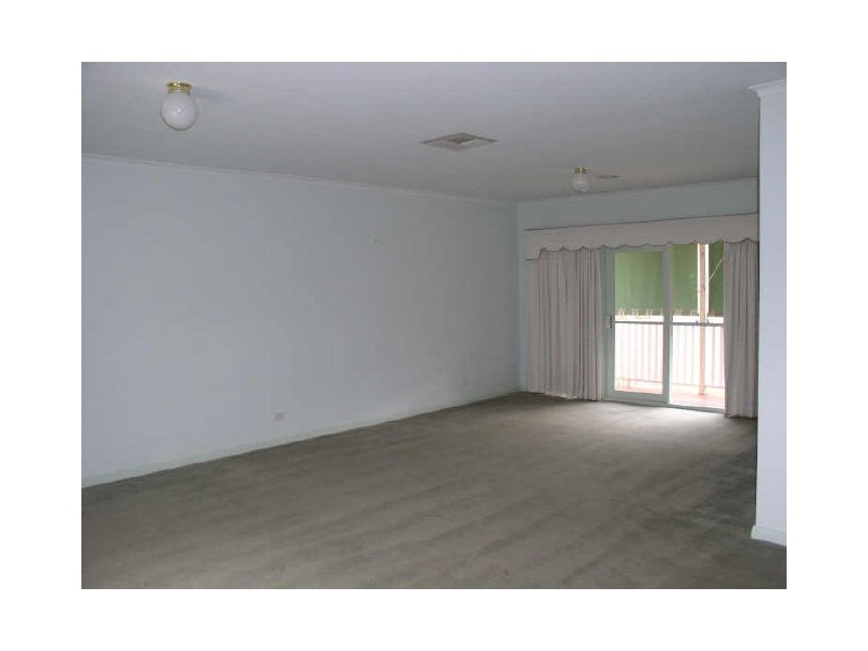 5 Hilton Place, Mooroolbark VIC 3138