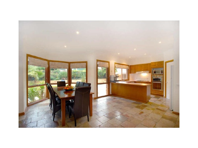 33-34 Eucalypt Drive, Lilydale VIC 3140