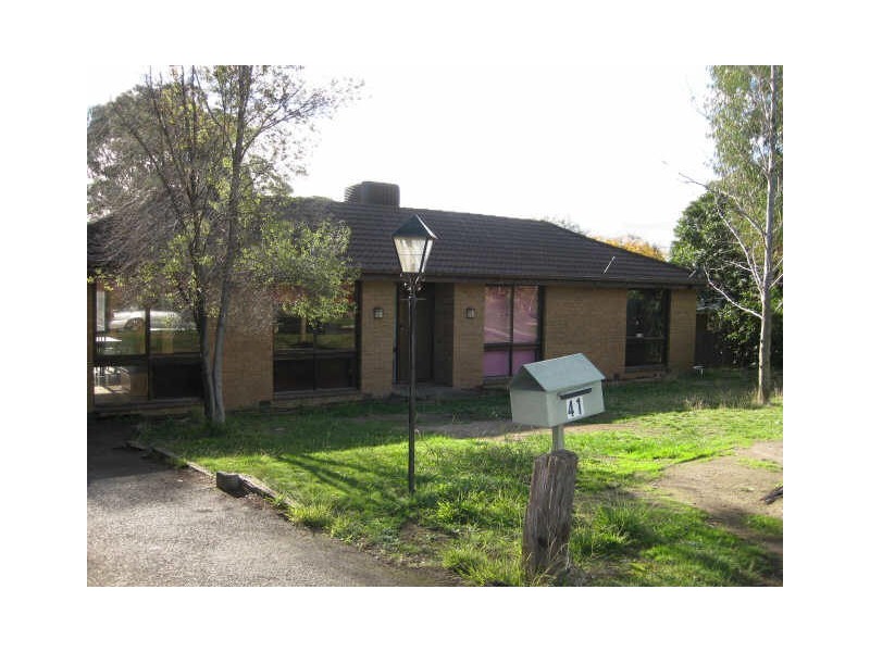 41 Vista Drive, Chirnside Park VIC 3116