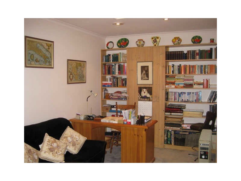 Chirnside Park VIC 3116