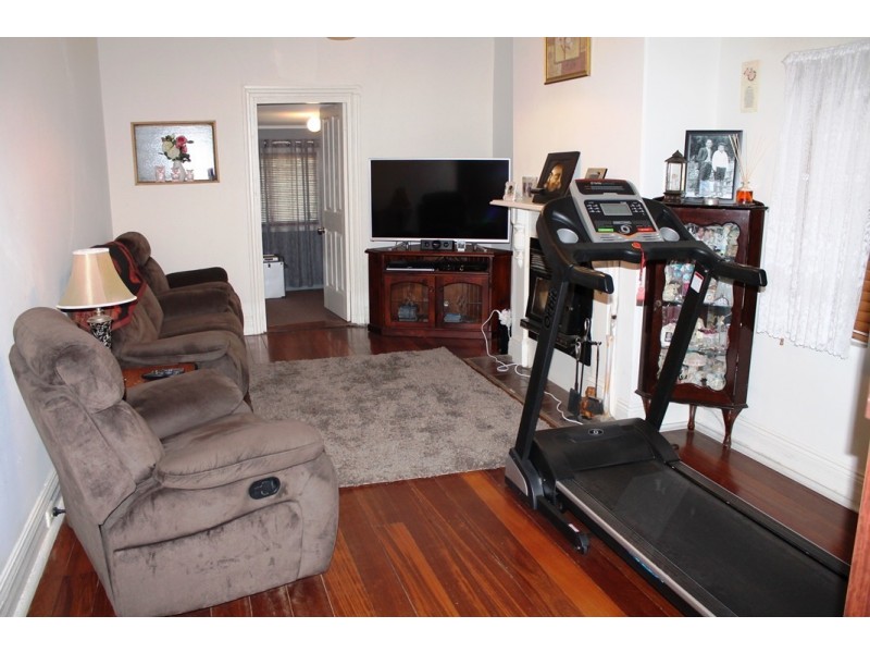 48 South Street, York WA 6302