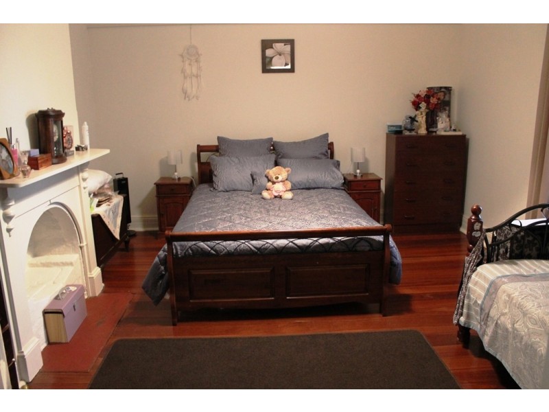 48 South Street, York WA 6302