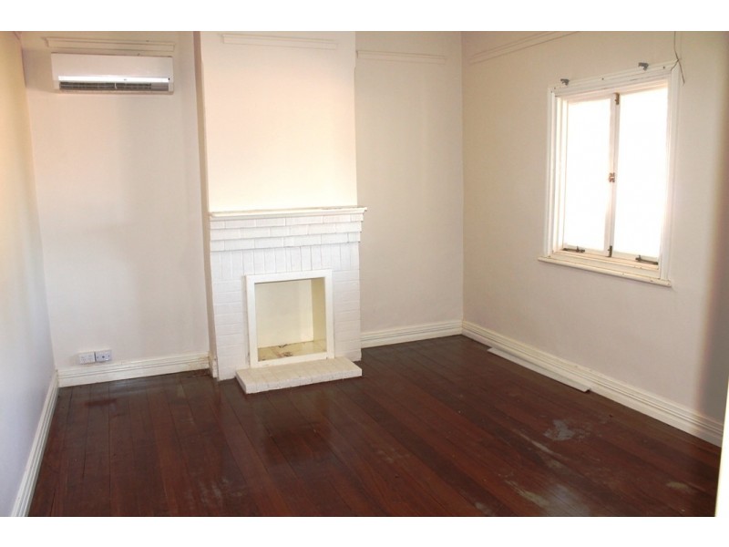 3 Steere Road, York WA 6302