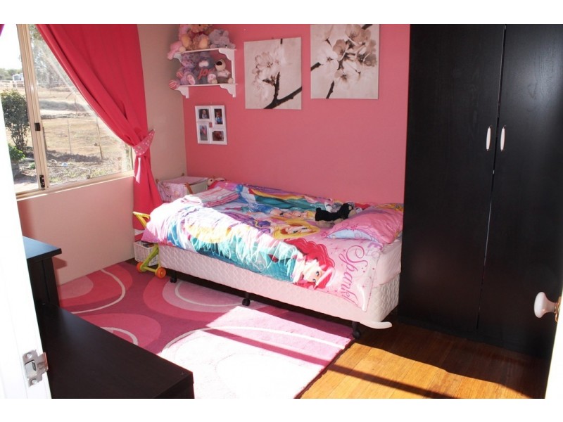 15 Prunster Road, York WA 6302