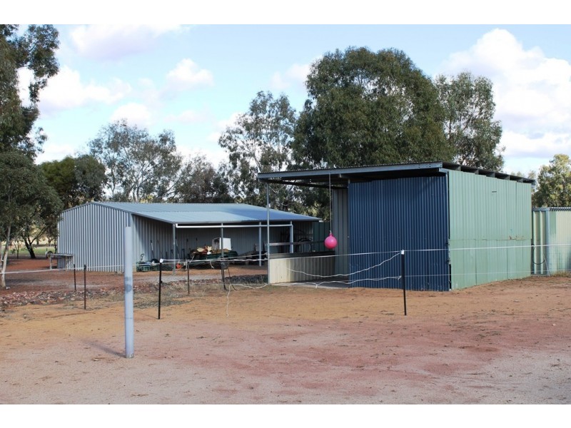 15 Prunster Road, York WA 6302