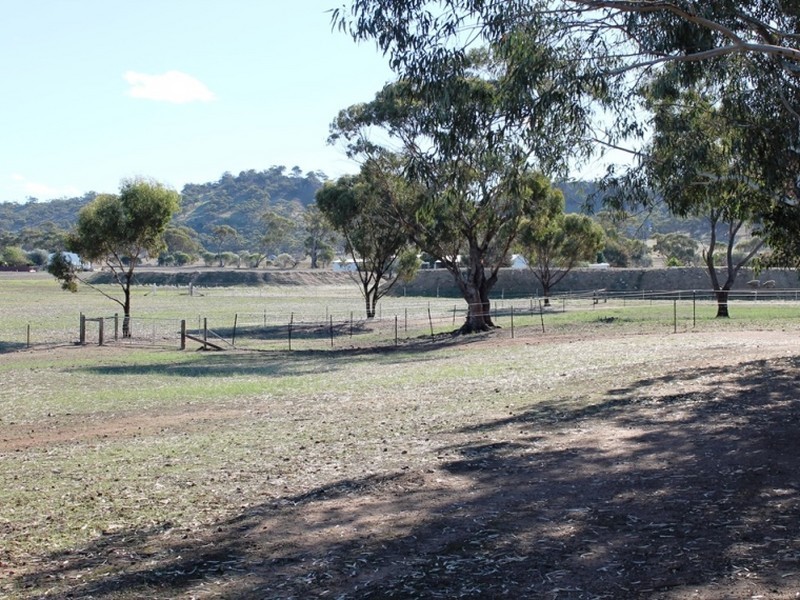 15 Prunster Road, York WA 6302