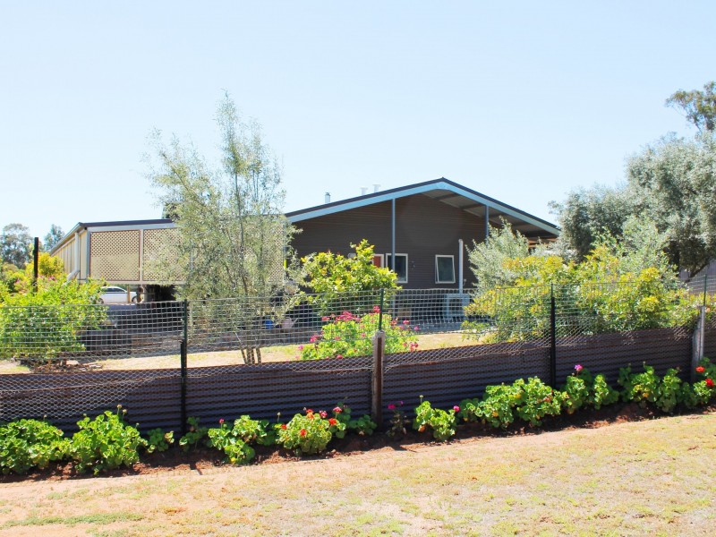 10 Seabrook Street, York WA 6302