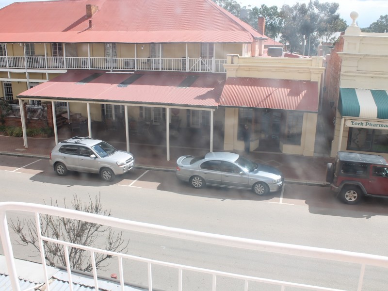 Level 1/106 Avon Terrace, York WA 6302