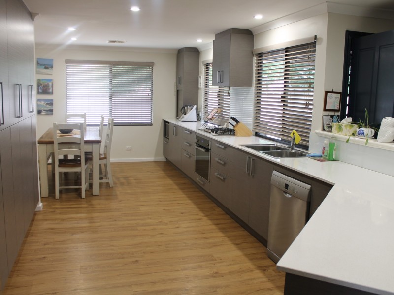 11 View Street, York WA 6302