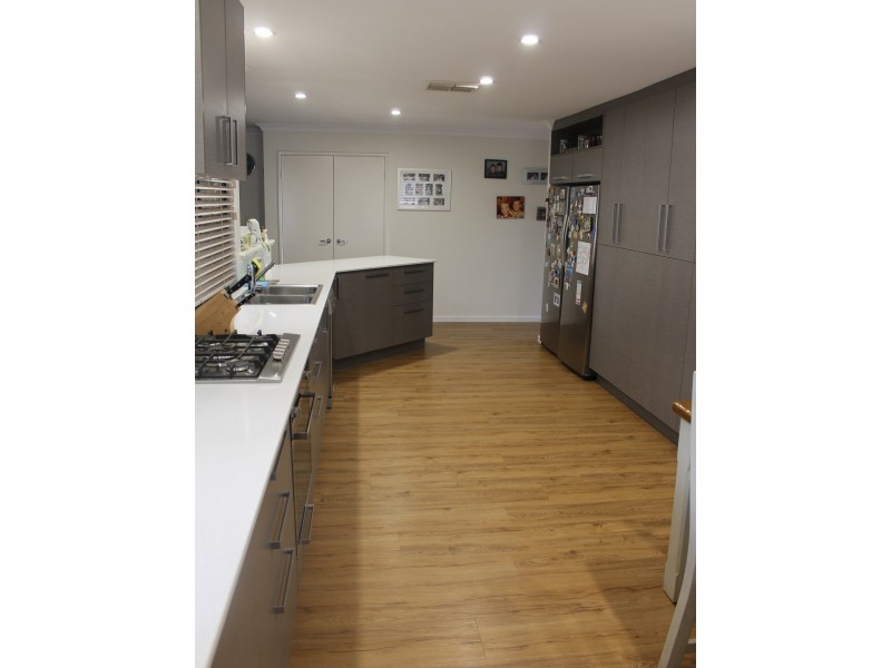 11 View Street, York WA 6302