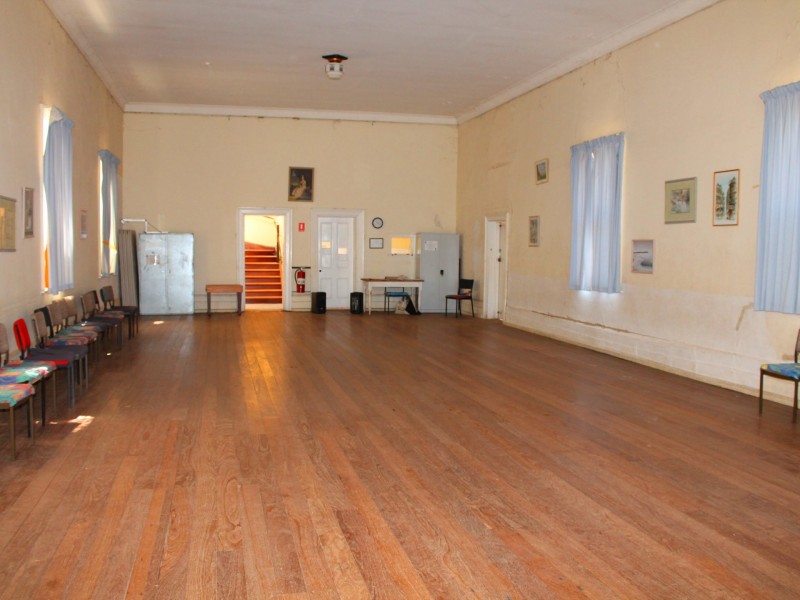 3 Joaquina Street, York WA 6302