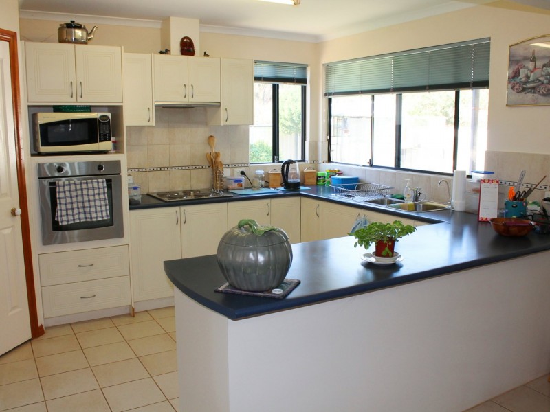 77 Cowan Road, York WA 6302