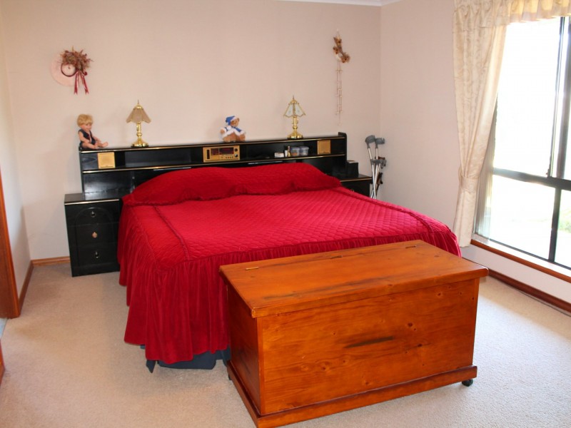 77 Cowan Road, York WA 6302