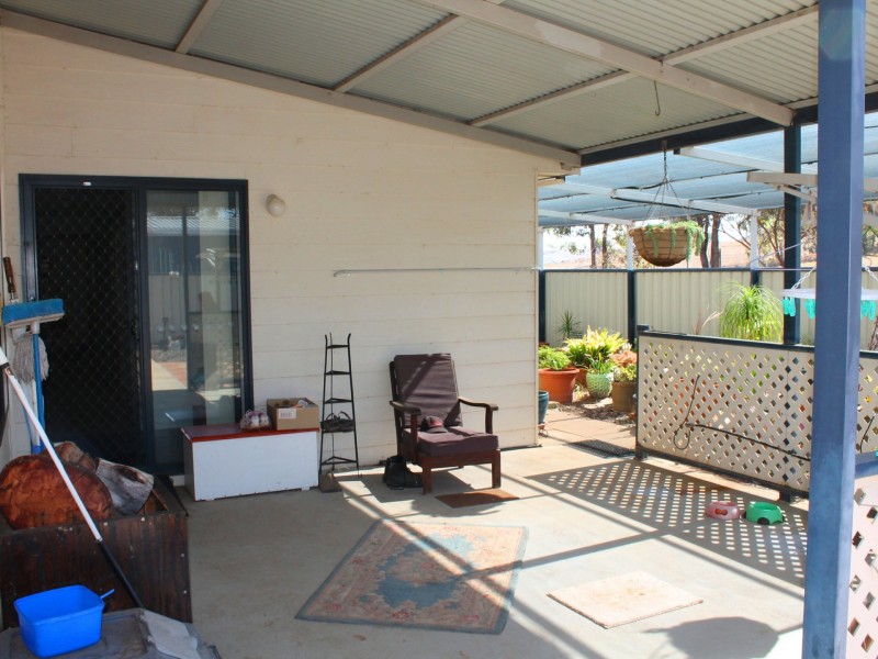 77 Cowan Road, York WA 6302