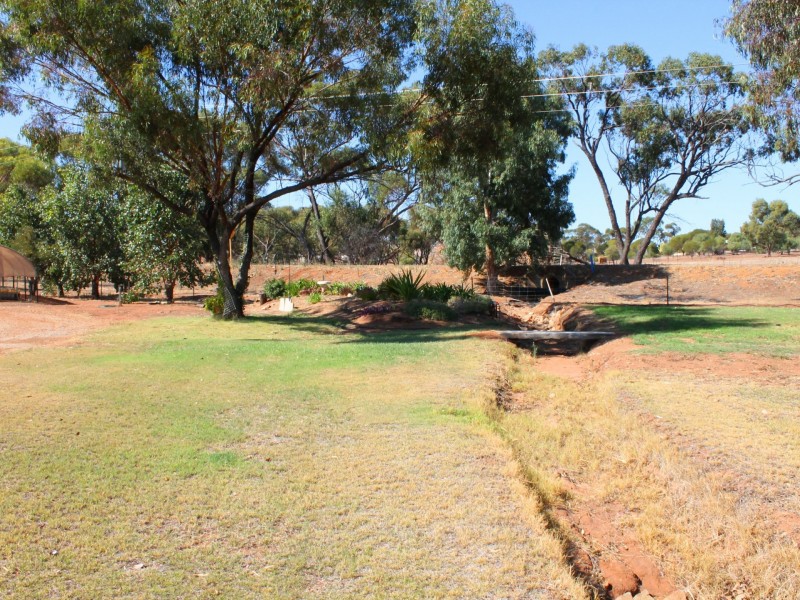 77 Cowan Road, York WA 6302