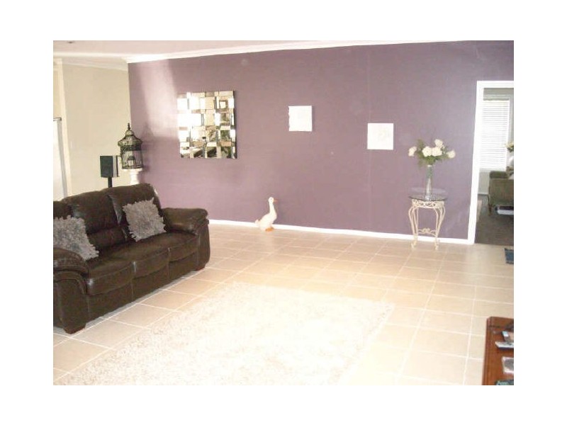 9 Elizabeth Street, York WA 6302