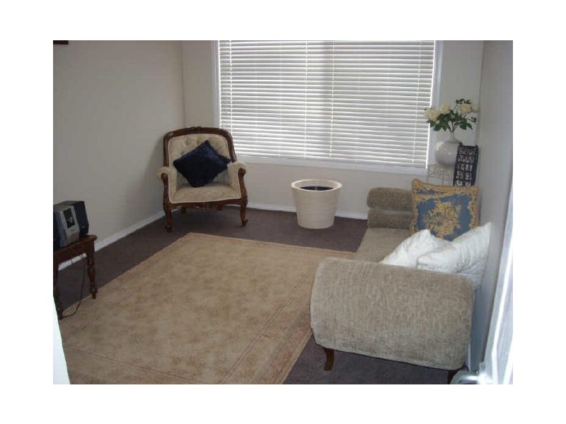 9 Elizabeth Street, York WA 6302