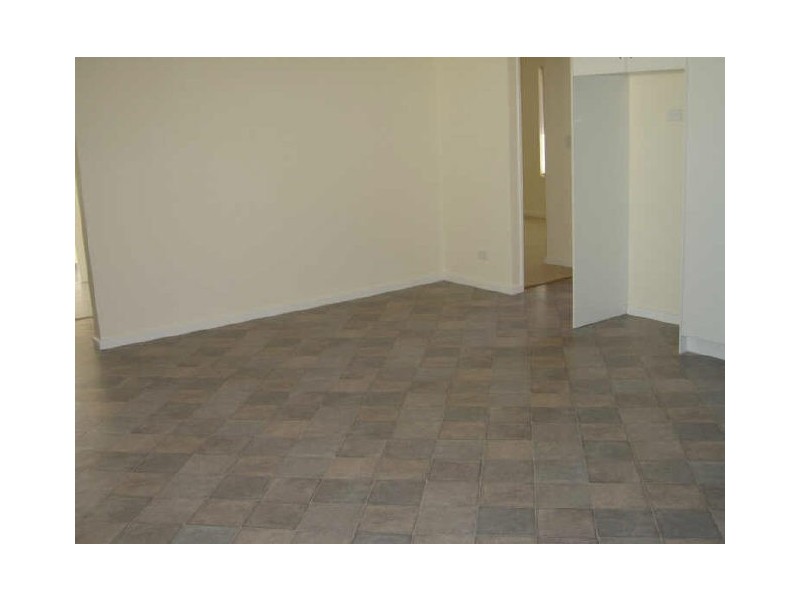 6/9 Joaquina Street, York WA 6302