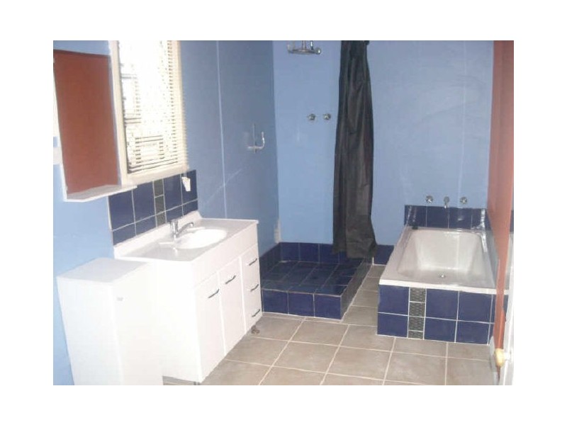 36 Dawson Street, Beverley WA 6304