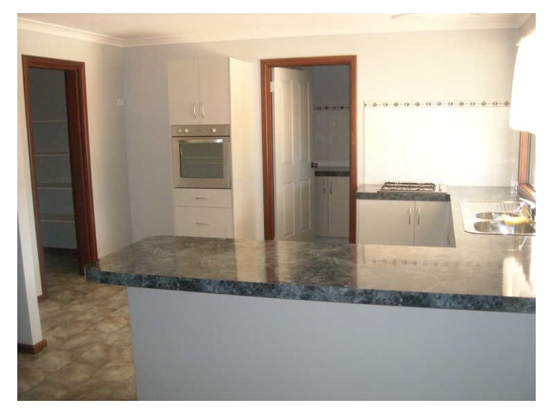 10 Lukin Street, Beverley WA 6304