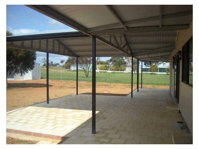 10 Lukin Street, Beverley WA 6304